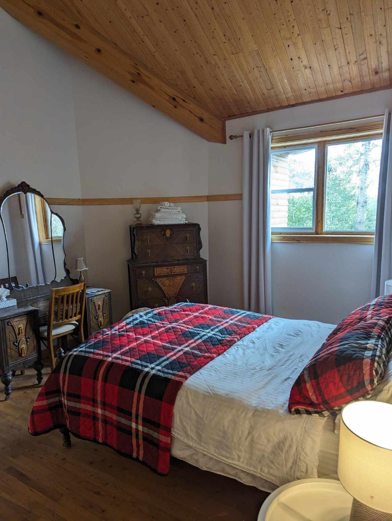 Saint-David-de-Falardeau Auberge Carcajou חדר תמונה
